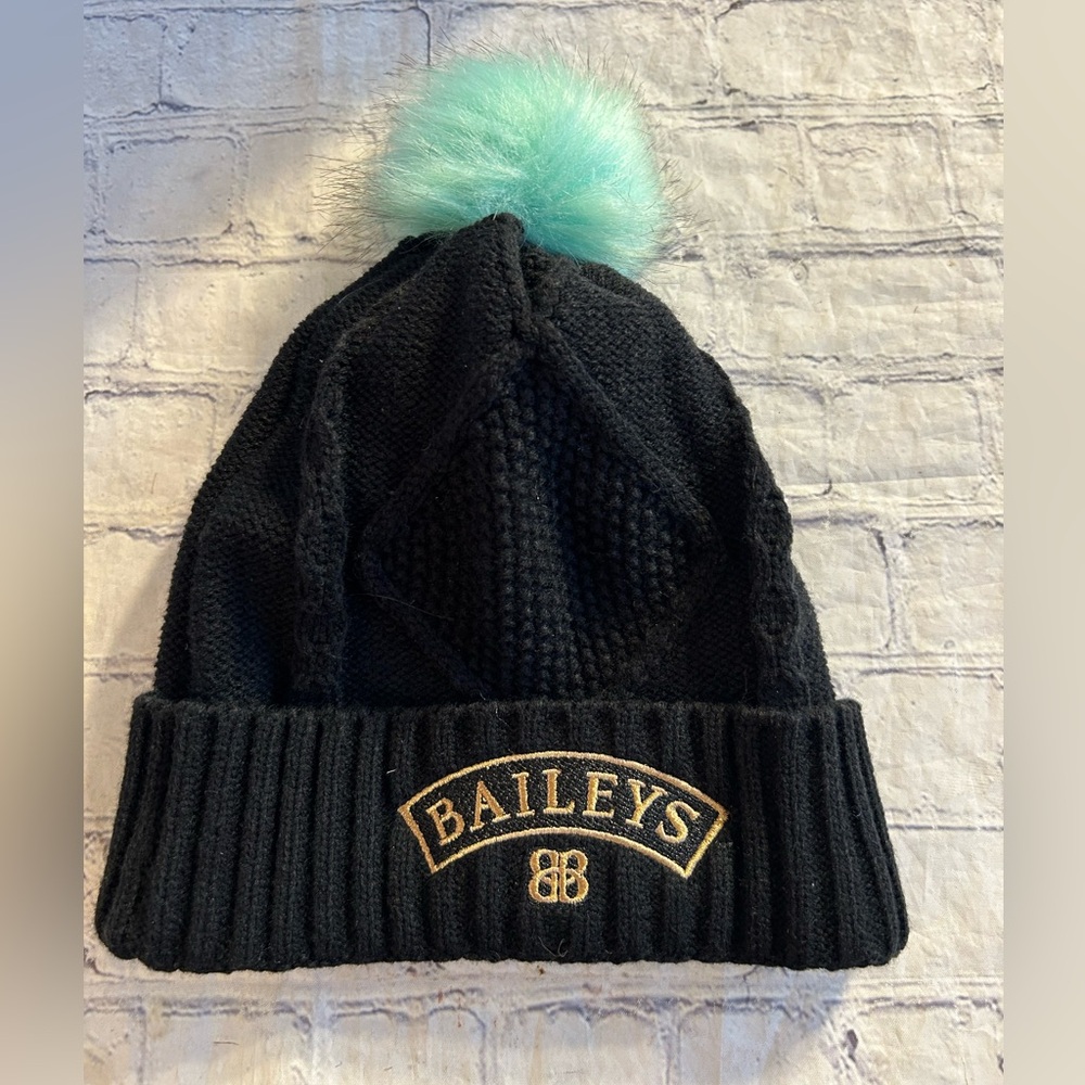 BAILEYS IRISH CREAM LIQUEUR WINTER BLACK BEANIE WITH GREEN POMPOM O/S